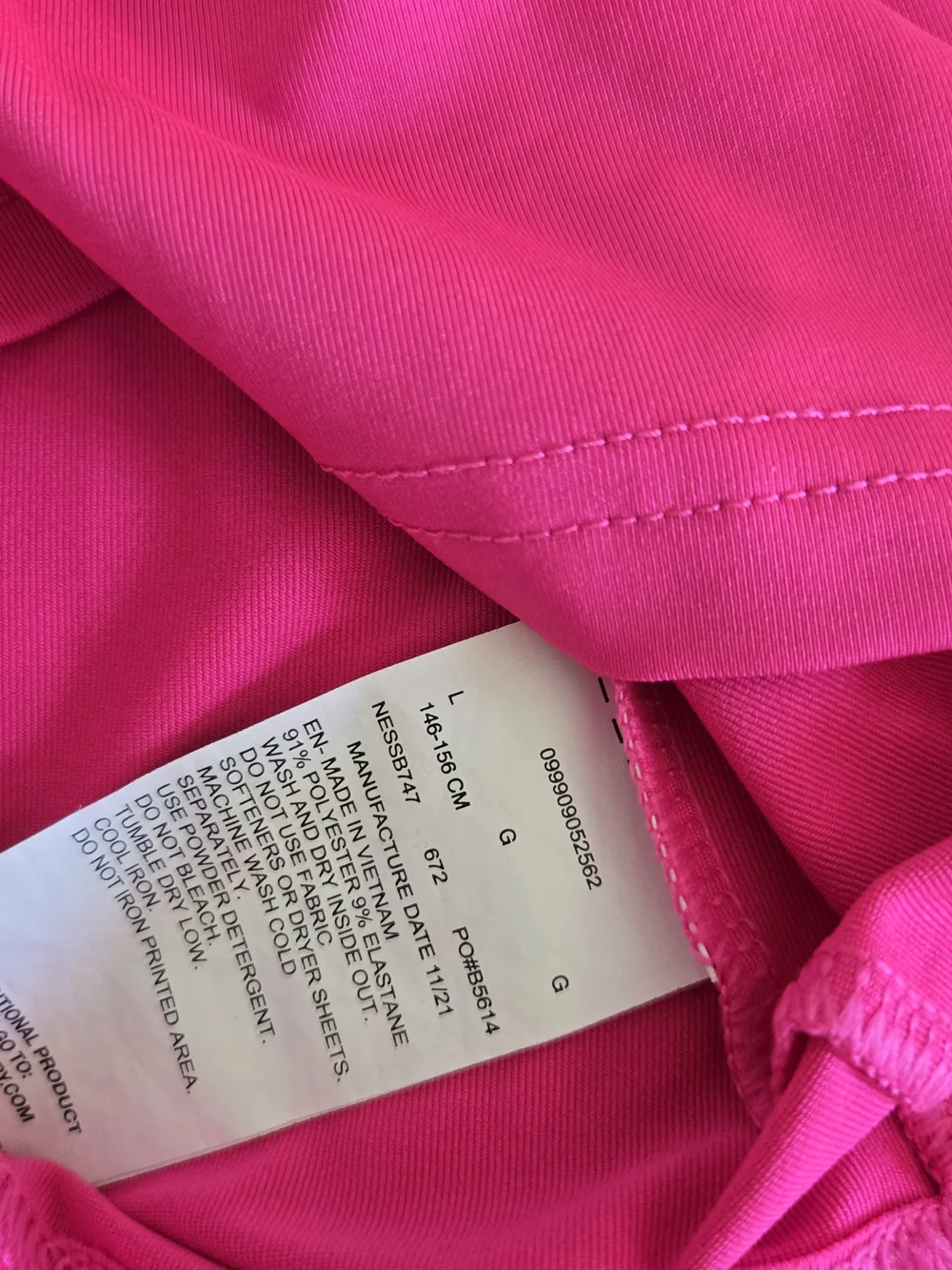 Girl's Nike Swim Top Rash Guard
